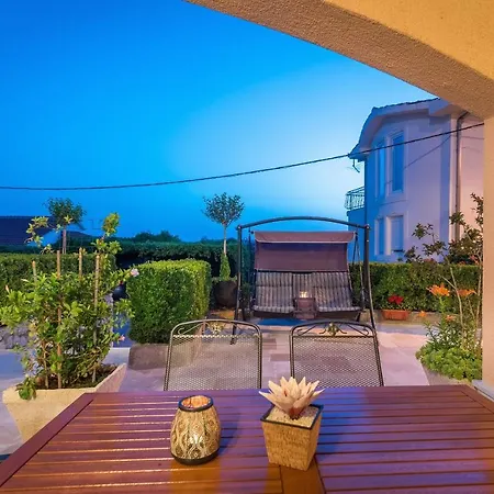 Apartman Ivanka Okrug Gornji
